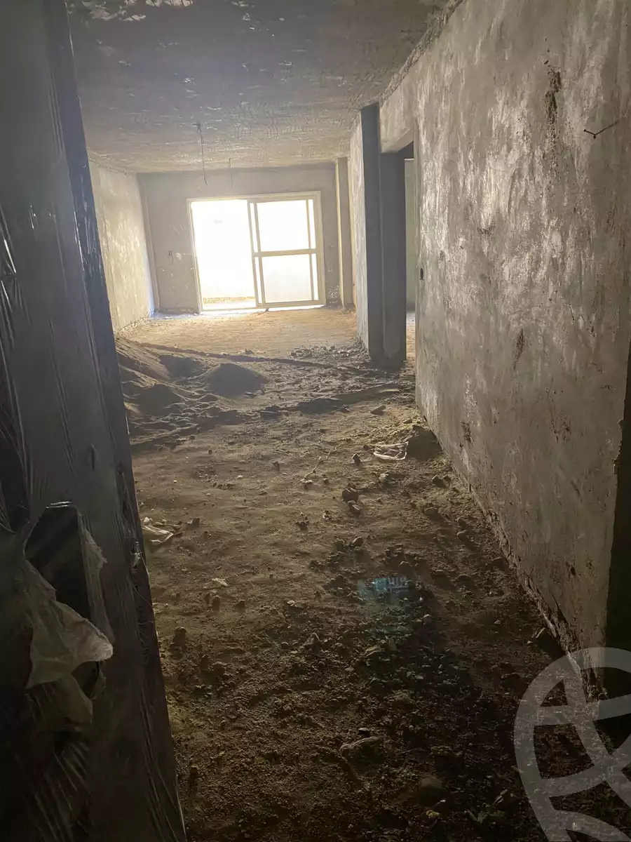 https://aqarmap.com.eg/en/listing/3721469-for-sale-cairo-al-oubour-tryq-msr-sm-yly-lshrwy-moon-city
