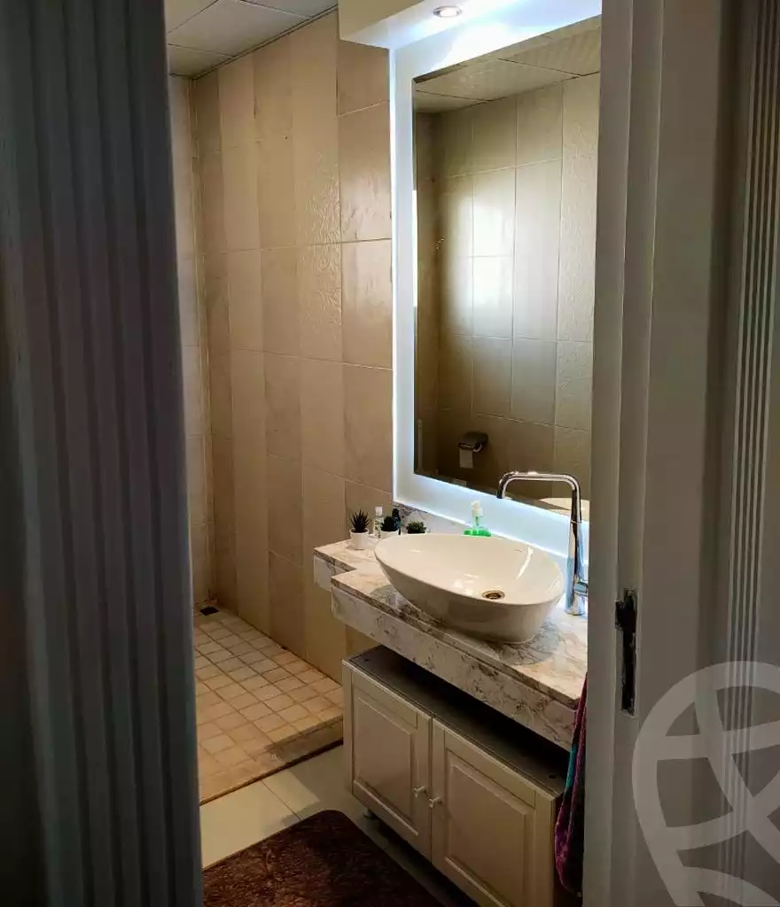 https://aqarmap.com.eg/ar/listing/3732088-for-sale-cairo-el-sheikh-zayed-city-compounds-greens