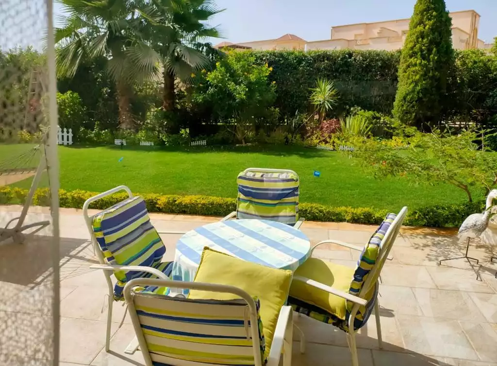 https://aqarmap.com.eg/ar/listing/3732088-for-sale-cairo-el-sheikh-zayed-city-compounds-greens