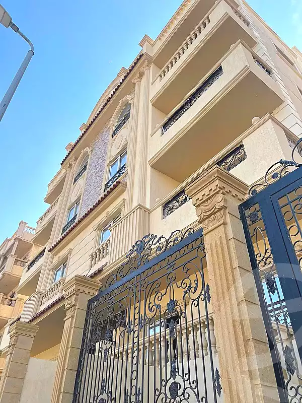 https://aqarmap.com.eg/ar/listing/3736688-for-sale-cairo-6th-of-october-byt-lwtn-lhy-lts