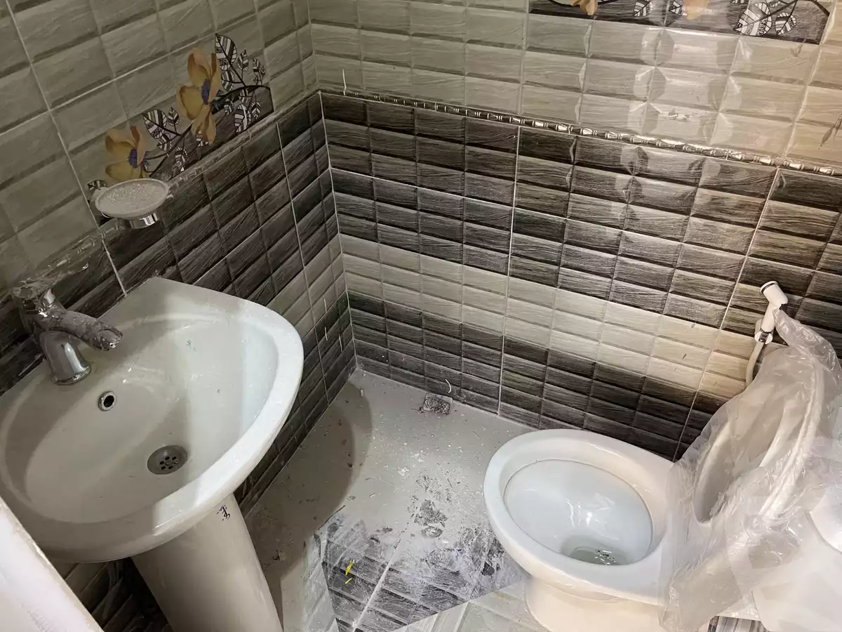 https://aqarmap.com.eg/ar/listing/4081555-for-sale-cairo-heliopolis-gesr-elsuez-el-khamseen-st.