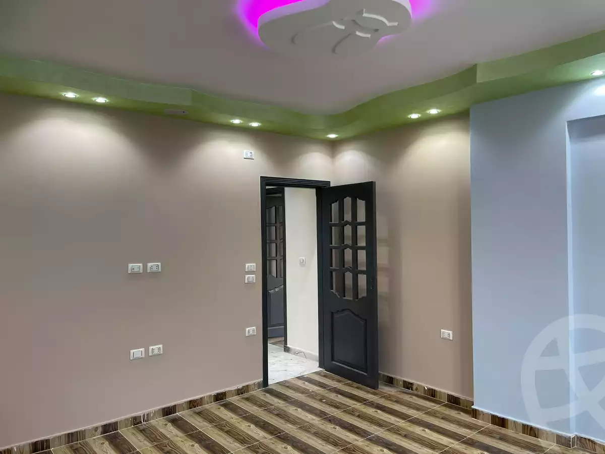 https://aqarmap.com.eg/ar/listing/4081555-for-sale-cairo-heliopolis-gesr-elsuez-el-khamseen-st.