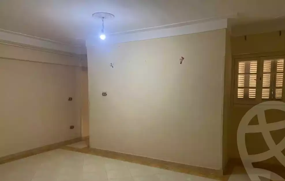 https://aqarmap.com.eg/ar/listing/4085294-for-sale-alexandria-bolekly-abou-quer-st