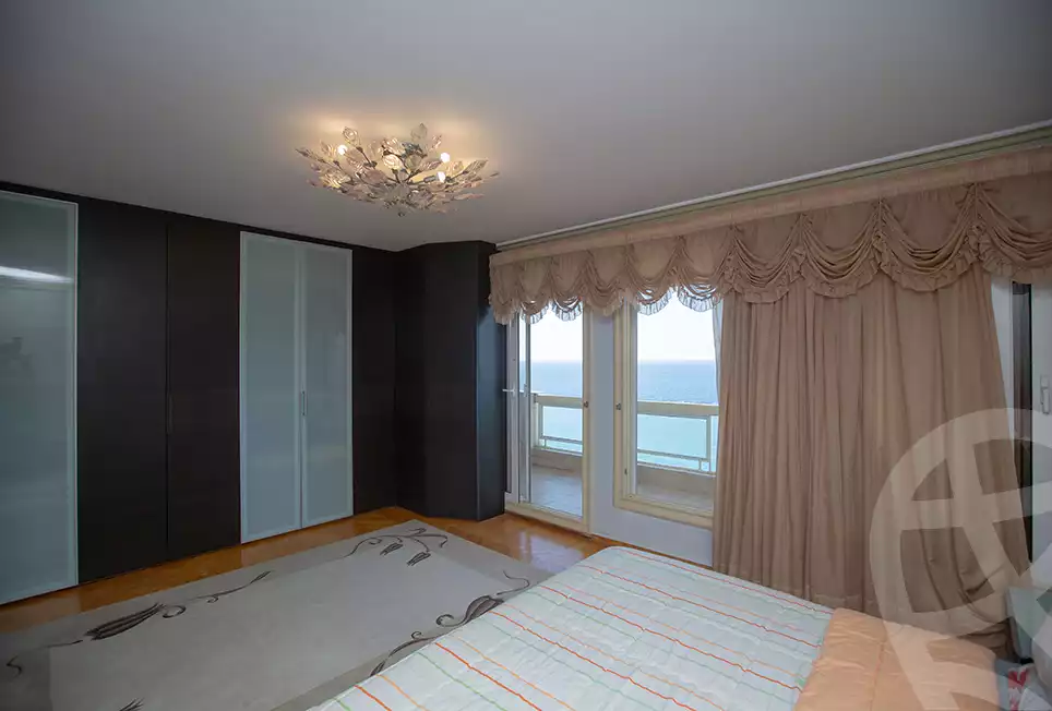 https://aqarmap.com.eg/ar/listing/3743812-for-sale-alexandria-el-mandara-khaled-ibn-al-walid-st