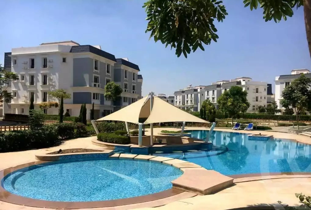 https://aqarmap.com.eg/ar/listing/3750827-for-sale-cairo-6th-of-october-compounds-mountain-view-giza-plateau