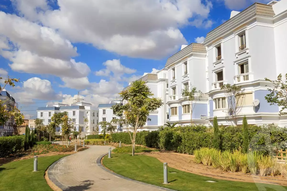 https://aqarmap.com.eg/ar/listing/3750827-for-sale-cairo-6th-of-october-compounds-mountain-view-giza-plateau