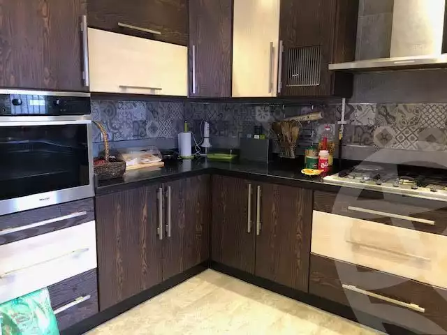https://aqarmap.com.eg/ar/listing/5879493-for-rent-cairo-el-maadi-tryq-msr-hlwn-lzr-y