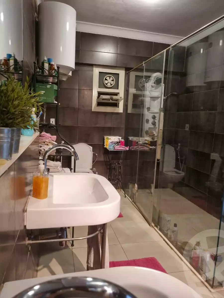 https://aqarmap.com.eg/en/listing/4099270-for-sale-cairo-el-agouza-medan-feniy - el-sad-el-aley
