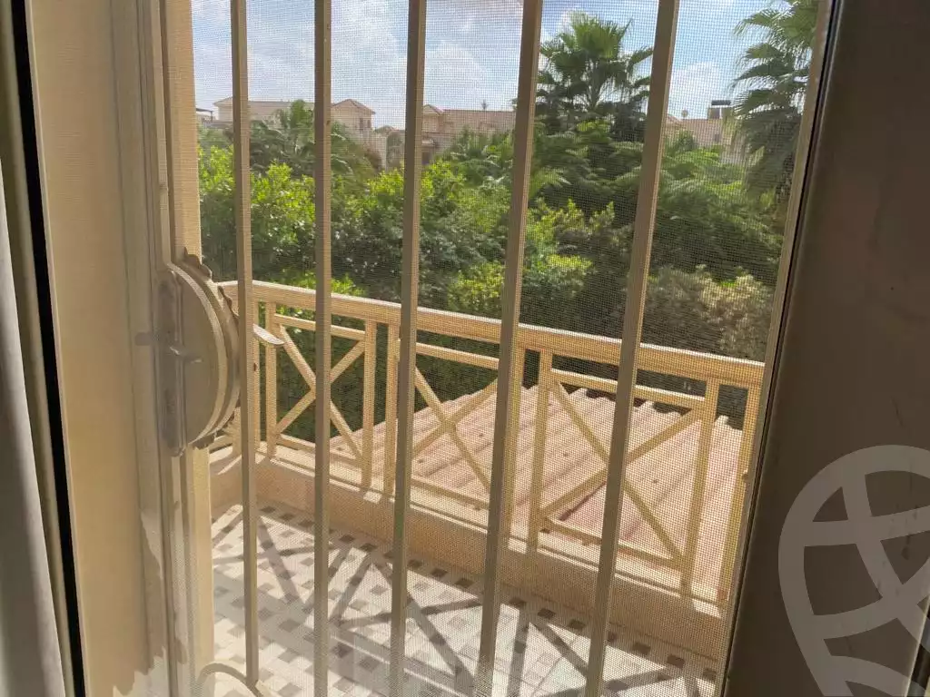 https://aqarmap.com.eg/ar/listing/3757526-for-sale-cairo-el-sheikh-zayed-city-compounds-greens