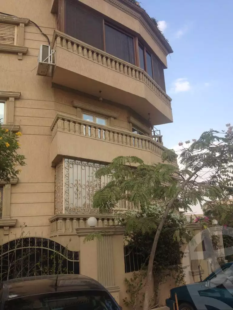 https://aqarmap.com.eg/ar/listing/3619397-for-sale-cairo-new-cairo-golden-square