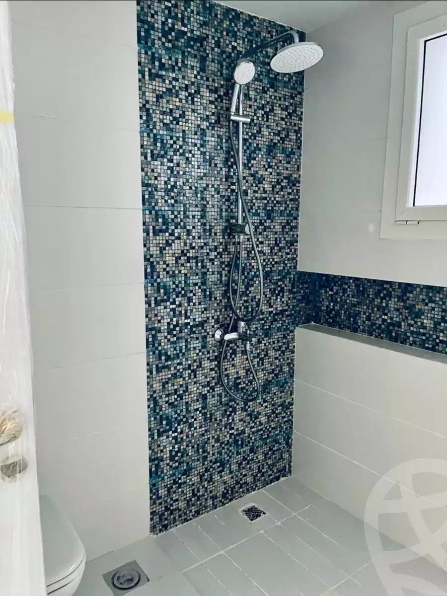 https://aqarmap.com.eg/ar/listing/3766938-for-rent-cairo-6th-of-october-compound-pyramid-hills
