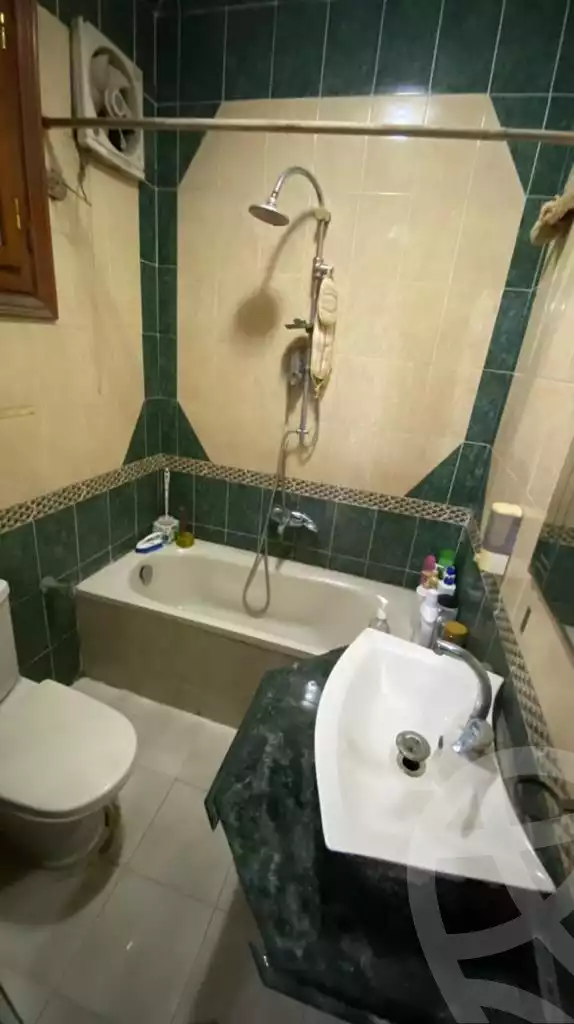 https://aqarmap.com.eg/ar/listing/3767945-for-sale-zahraa-misr-al-qadema