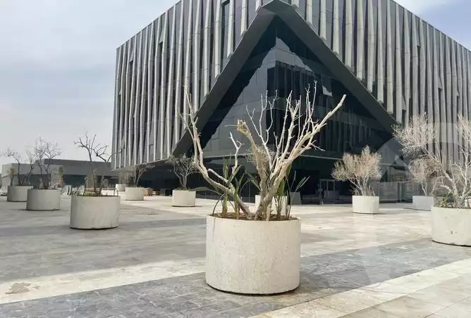 https://aqarmap.com.eg/en/listing/3774019-for-rent-eastown-district-sodic