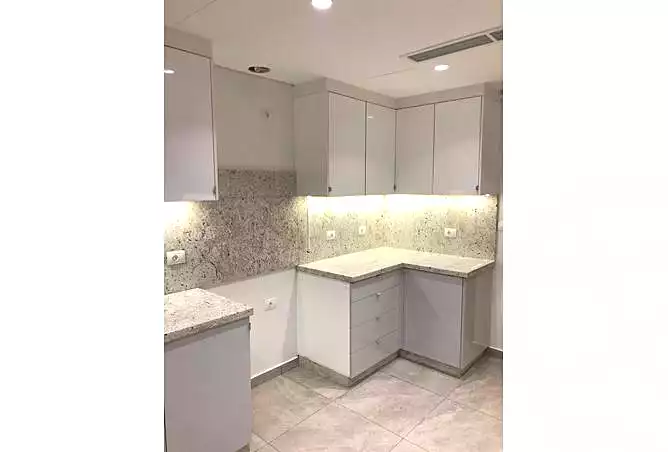 https://aqarmap.com.eg/ar/listing/3774239-for-rent-eastown-parks