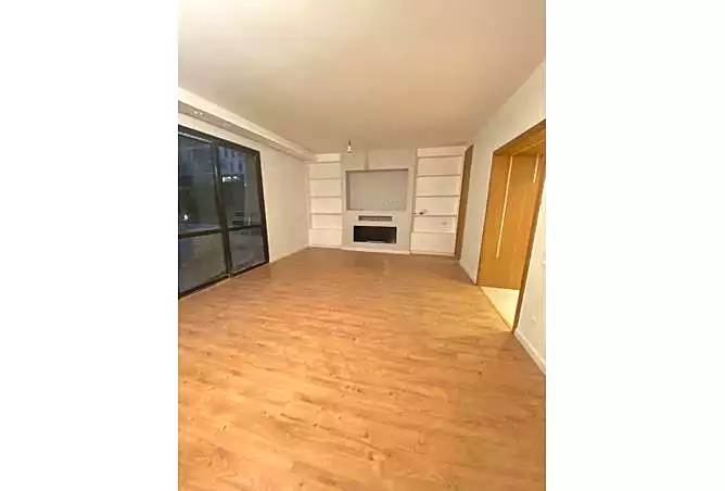 https://aqarmap.com.eg/ar/listing/3774239-for-rent-eastown-parks