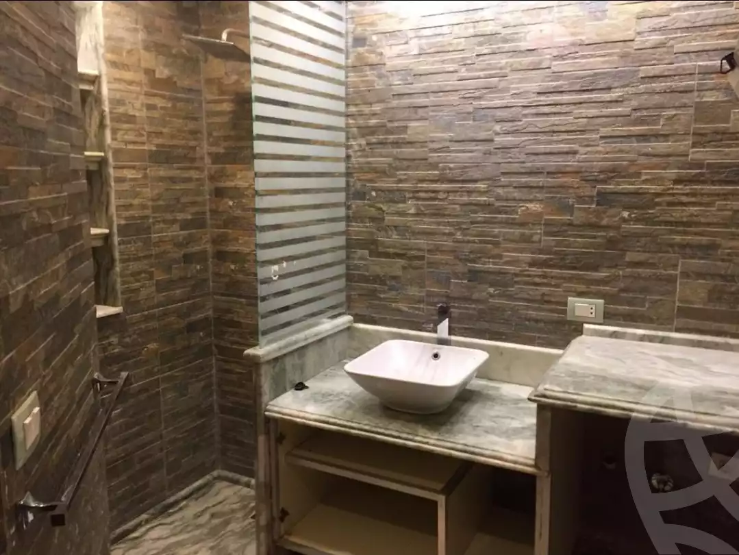 https://aqarmap.com.eg/ar/listing/3774416-for-rent-cairo-el-sheikh-zayed-city-compounds-in-sheikh-zayed-jewar