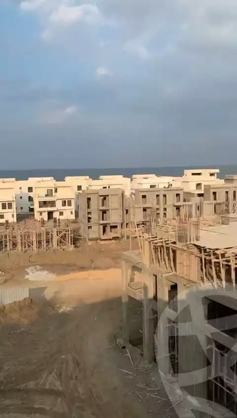 https://aqarmap.com.eg/en/listing/3774659-for-sale-port-said-kmbwnd-fy-bwr-s-yd-porto-said-compound-amer-group