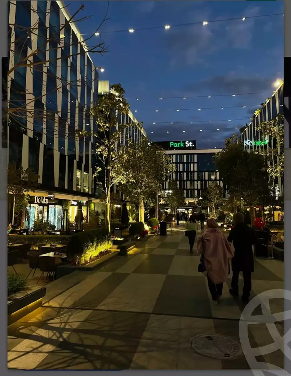 https://aqarmap.com.eg/en/listing/3789449-for-sale-cairo-el-sheikh-zayed-city-compounds-brk-stryt-mwl-sky
