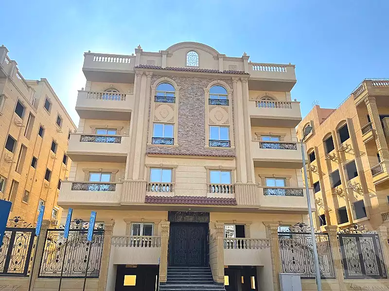 https://aqarmap.com.eg/ar/listing/4164375-for-sale-cairo-6th-of-october-byt-lwtn-byt-lwtn-ltkmyly