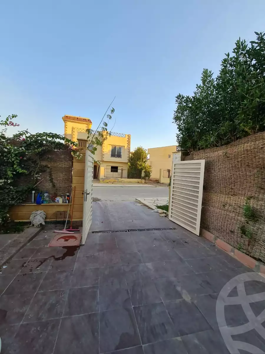 https://aqarmap.com.eg/ar/listing/3800357-for-sale-cairo-alex-cairo-desert-road-kmbwnd-fy-tryq-skndry-lshrwy-golf-el-solimanya