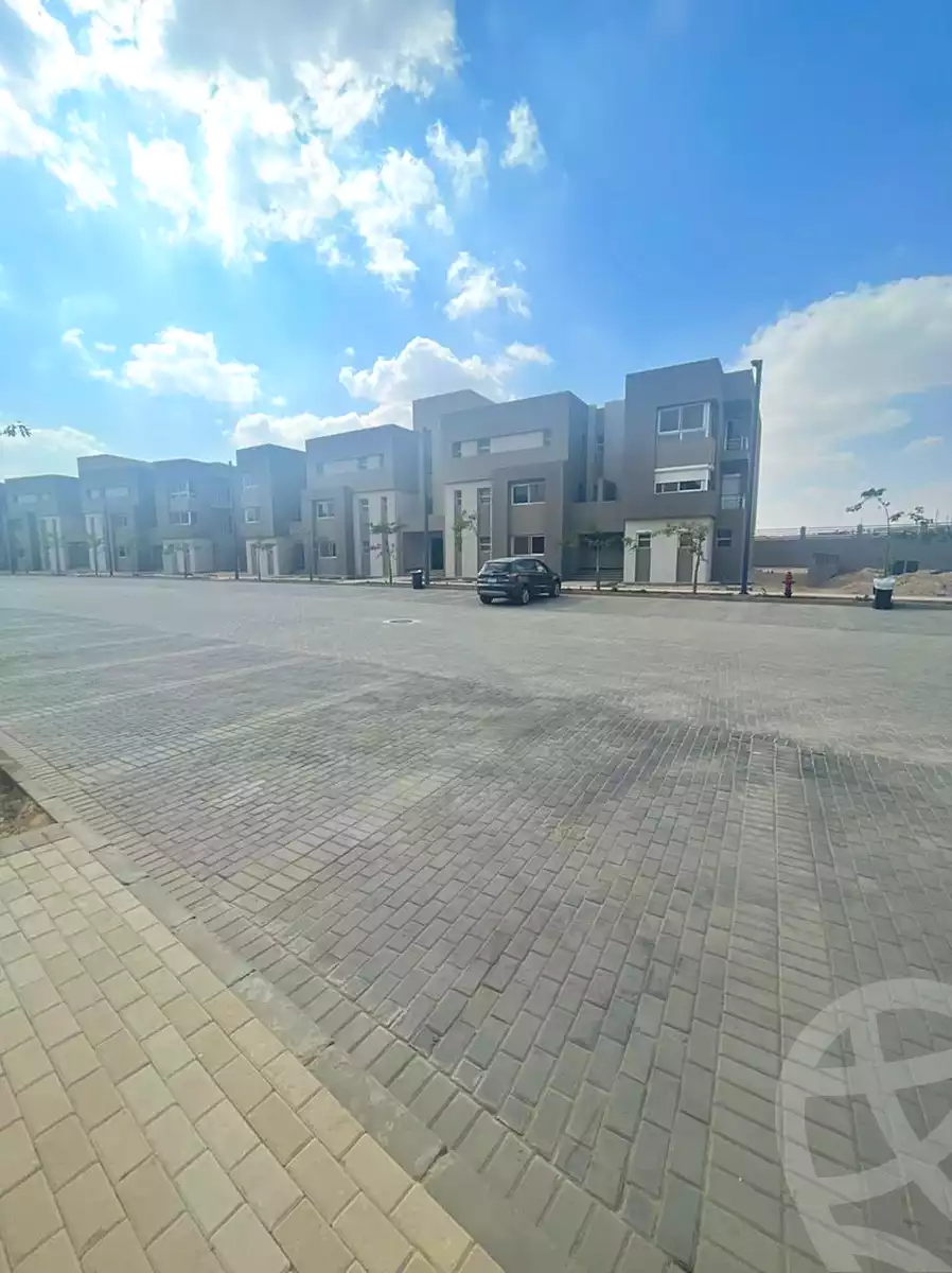 https://aqarmap.com.eg/ar/listing/3805652-for-sale-cairo-el-sheikh-zayed-city-compounds-in-sheikh-zayed-etapa