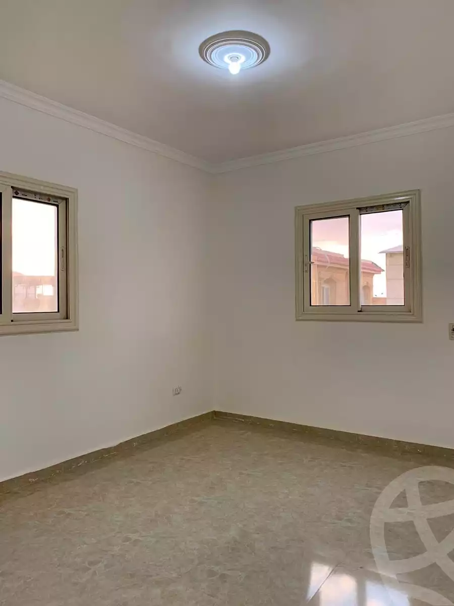 https://aqarmap.com.eg/en/listing/4722262-for-rent-cairo-new-cairo-first-settlement-neighbourhood-10-farid-shawqi-st