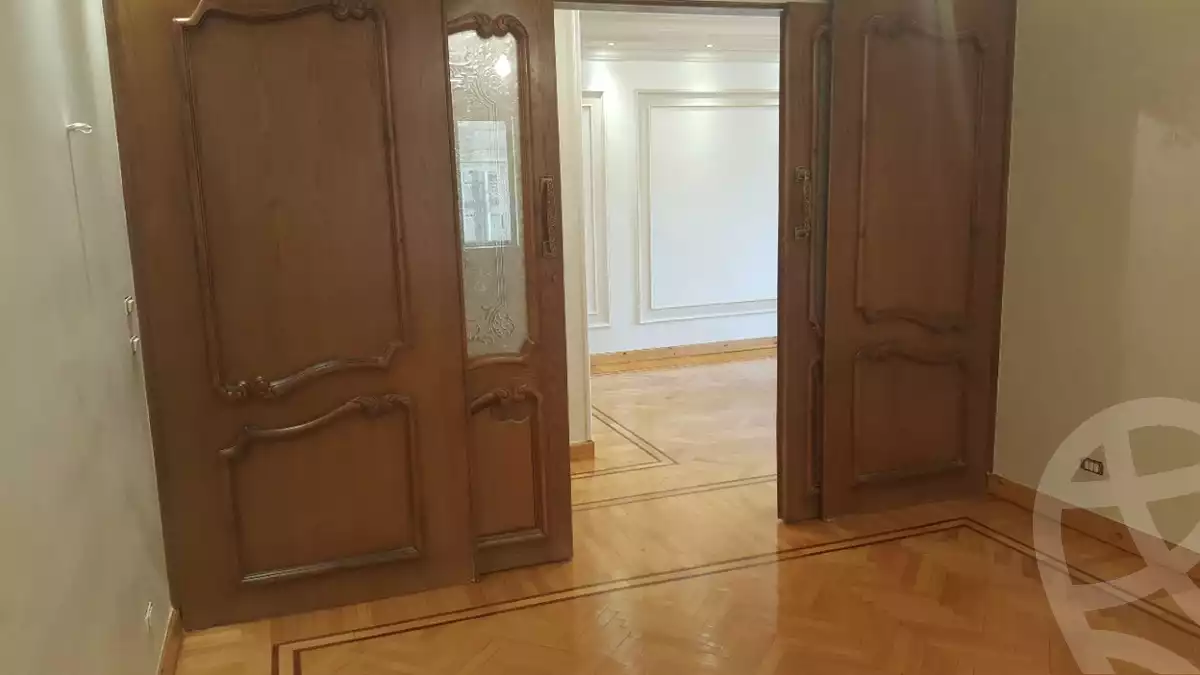 https://aqarmap.com.eg/ar/listing/3821408-for-rent-new-cairo-gharb-arabella-selim-st