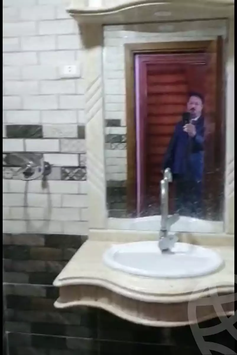 https://aqarmap.com.eg/en/listing/3822261-for-sale-alexandria-l-jmy-l-jmy-lbhry