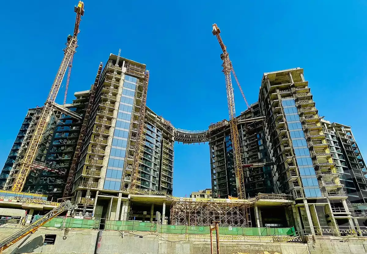 https://aqarmap.com.eg/ar/listing/3825256-for-sale-cairo-el-sheikh-zayed-city-compounds-brj-zyd-wr-llttwyr