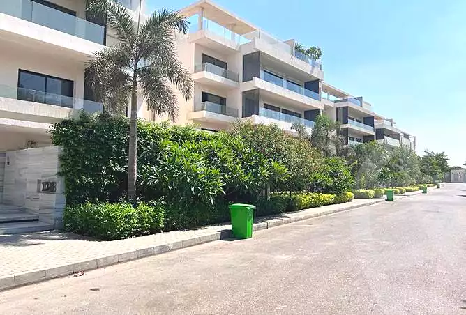 https://aqarmap.com.eg/ar/listing/3838921-for-rent-cairo-new-cairo-compounds-lakeview-residence