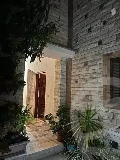 https://aqarmap.com.eg/ar/listing/4312468-for-rent-mohamed-rashid-st