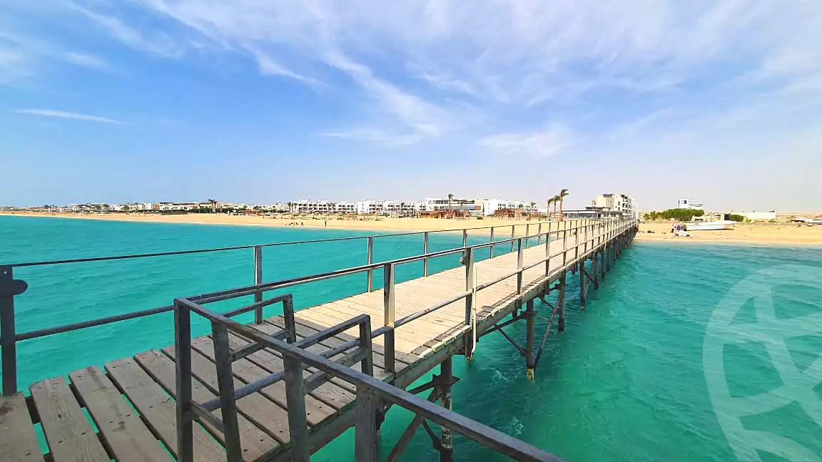 https://aqarmap.com.eg/ar/listing/2806252-projects-matarma-beach