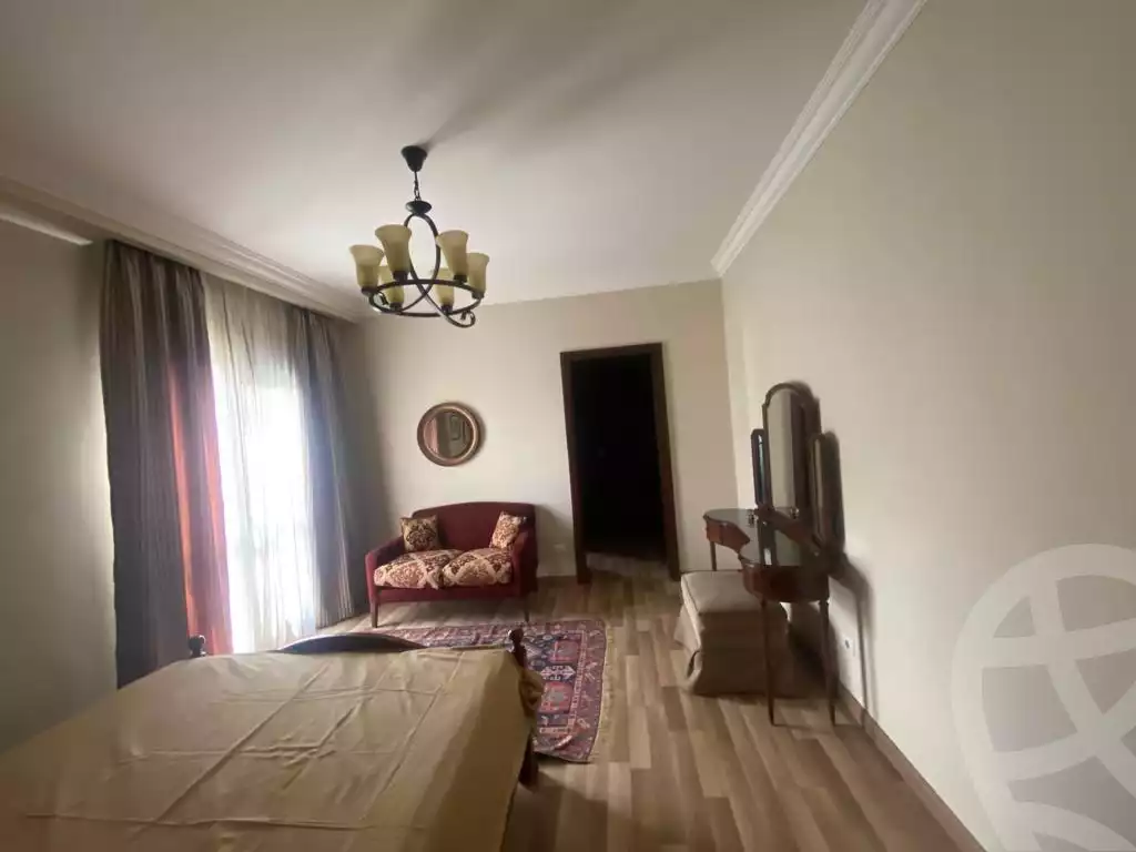 https://aqarmap.com.eg/ar/listing/3854335-for-rent-cairo-el-sheikh-zayed-city-compounds-kmbwnd-wyst-twn-swdyk