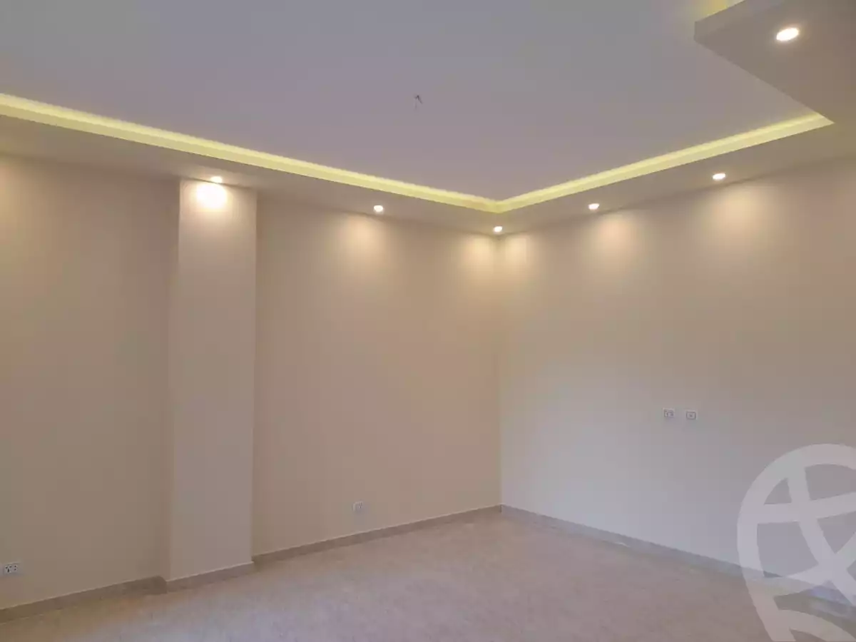 https://aqarmap.com.eg/ar/listing/3854805-for-sale-cairo-el-sheikh-zayed-city-compounds-in-sheikh-zayed-casa