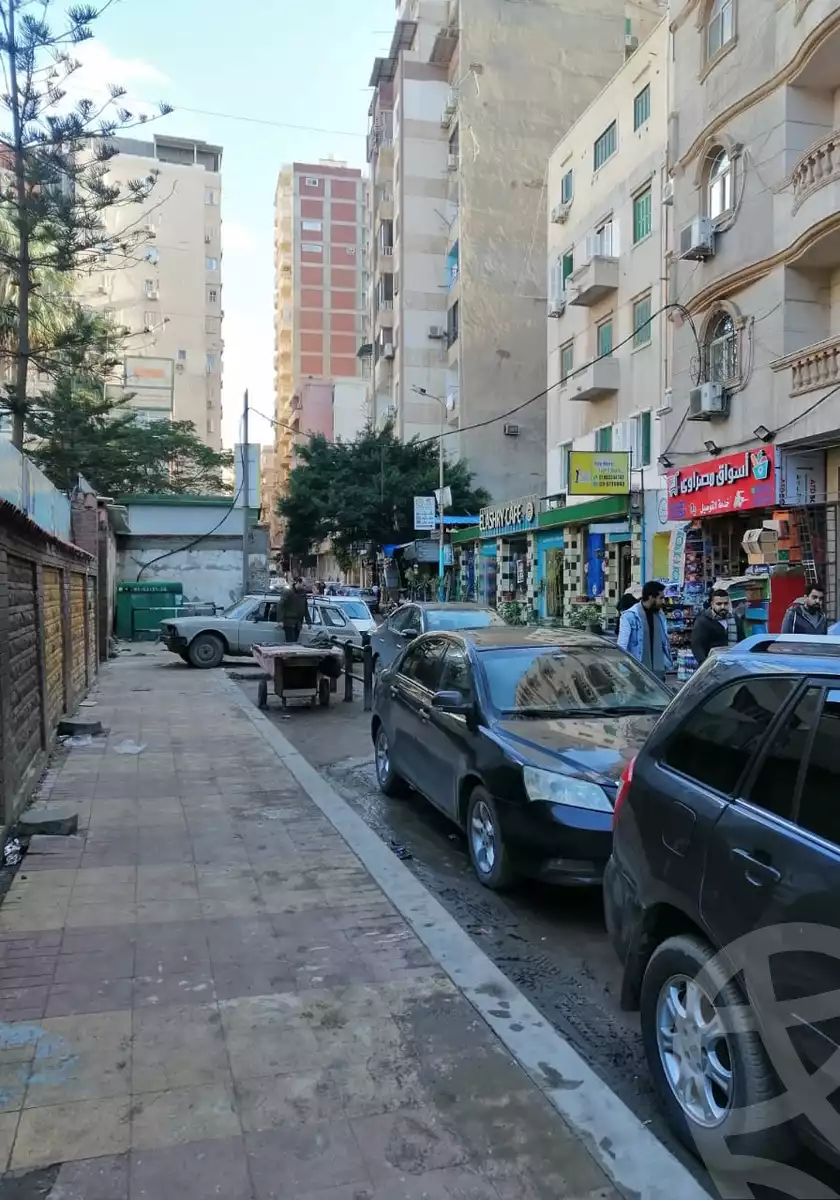 https://aqarmap.com.eg/ar/listing/3858619-for-sale-alexandria-zezenia-ibrahim-el-attar-st