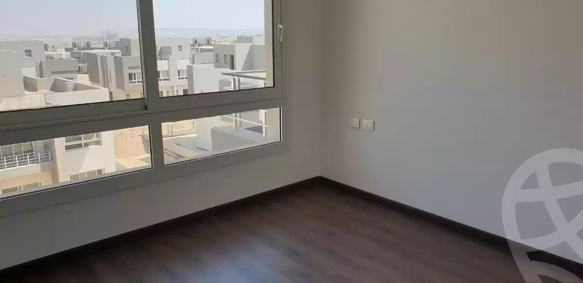https://aqarmap.com.eg/ar/listing/3860288-for-sale-cairo-el-sheikh-zayed-city-compounds-in-sheikh-zayed-etapa