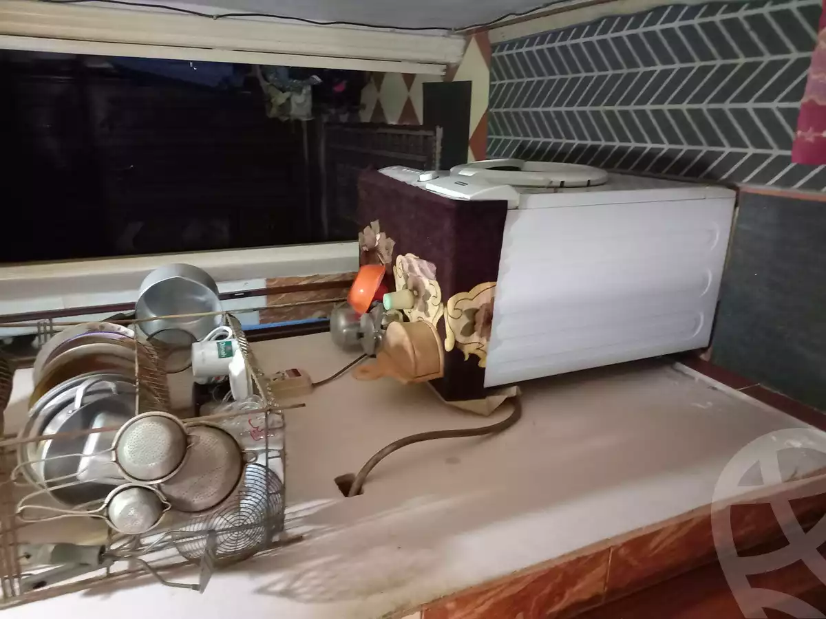 https://aqarmap.com.eg/ar/listing/3861060-for-sale-alexandria-moharram-bey-abd-el-ghaffar-ln