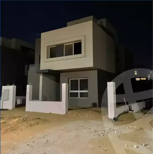 https://aqarmap.com.eg/ar/listing/3867398-for-sale-cairo-new-cairo-compounds-hyde-park