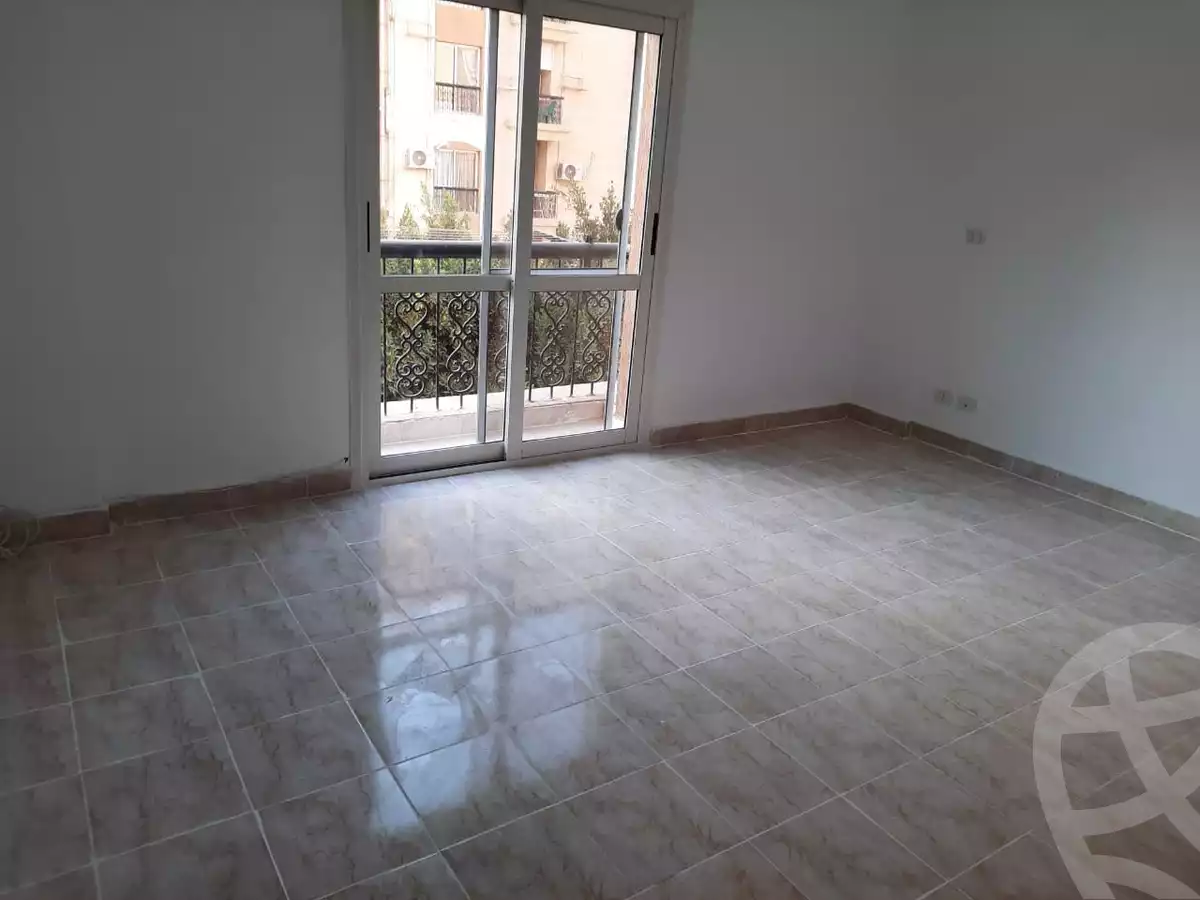 https://aqarmap.com.eg/ar/listing/3868871-for-sale-cairo-new-cairo-lrhb-city-phase-8