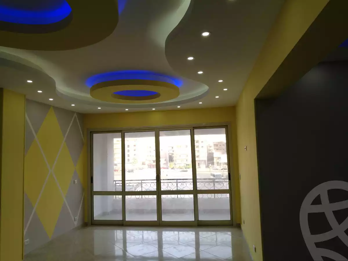 https://aqarmap.com.eg/ar/listing/3876397-for-sale-cairo-6th-of-october-el-ahyaa-neighborhood-4th-school-st