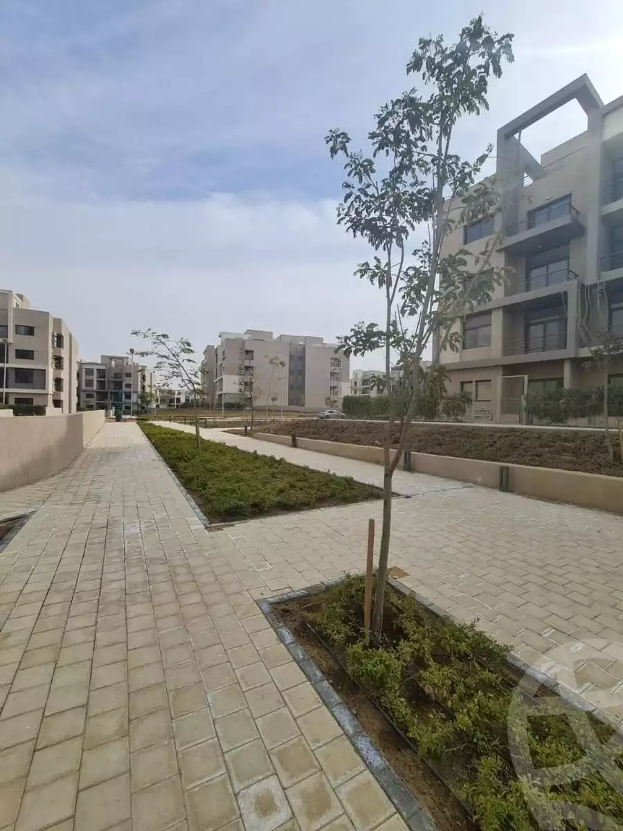 https://aqarmap.com.eg/ar/listing/3878314-for-sale-cairo-new-cairo-compounds-fifth-square
