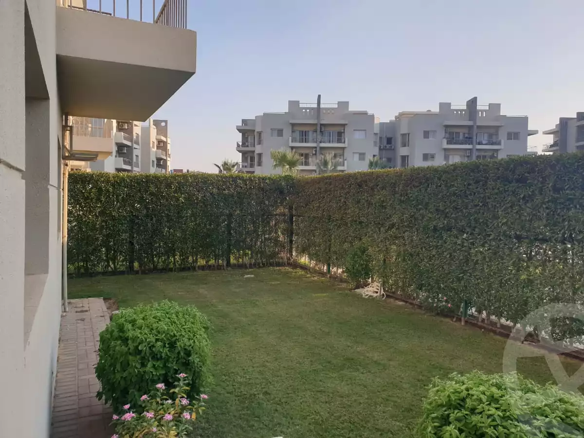 https://aqarmap.com.eg/ar/listing/3878574-for-sale-cairo-el-sheikh-zayed-city-compounds-dh-drys
