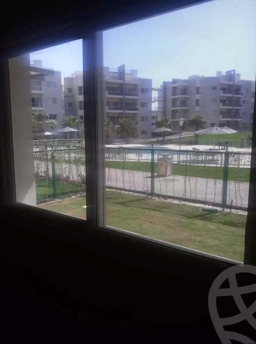 https://aqarmap.com.eg/ar/listing/3878574-for-sale-cairo-el-sheikh-zayed-city-compounds-dh-drys