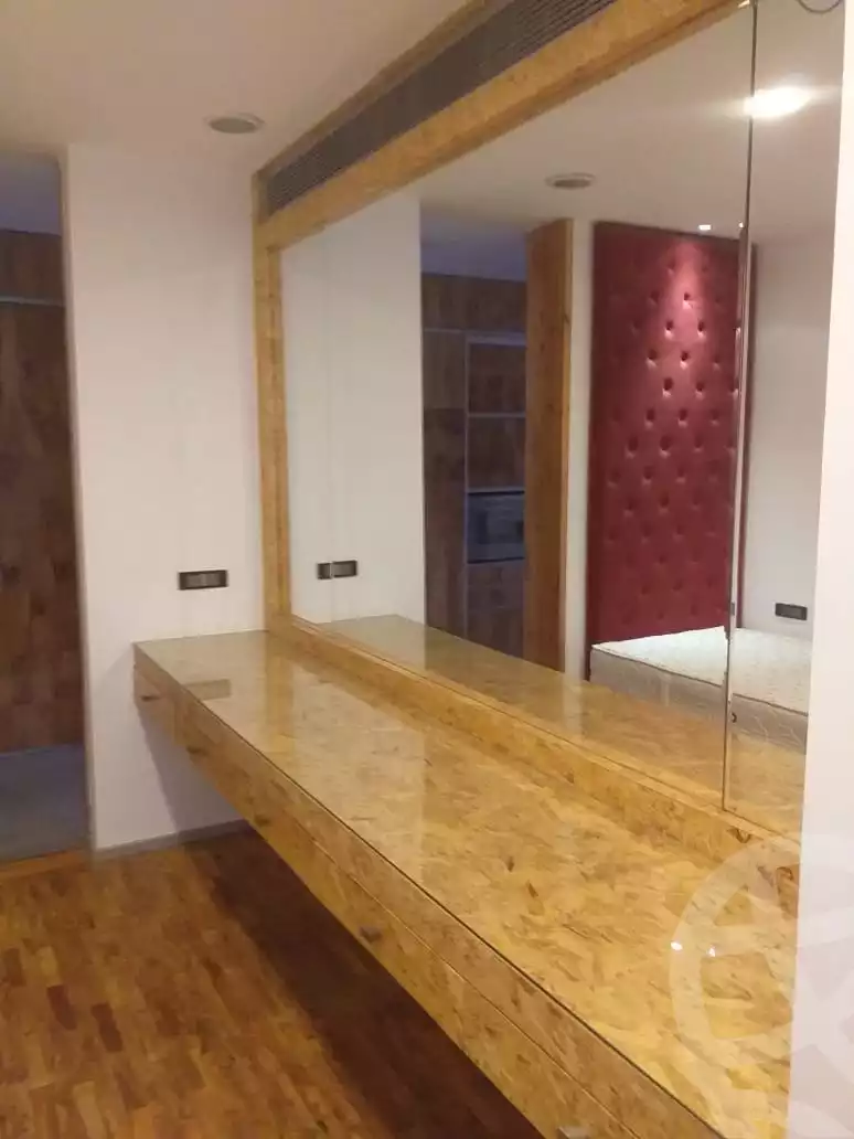 https://aqarmap.com.eg/ar/listing/3879197-for-sale-cairo-new-cairo-lrhb-city-phase-8
