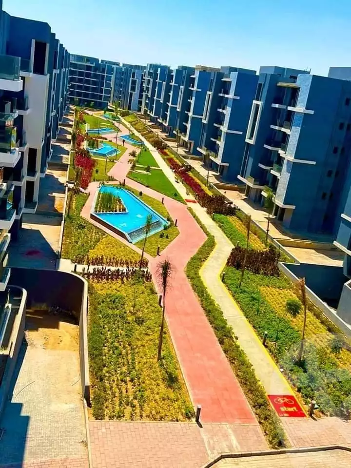 https://aqarmap.com.eg/ar/listing/3880394-for-sale-cairo-6th-of-october-compound-sun-capital