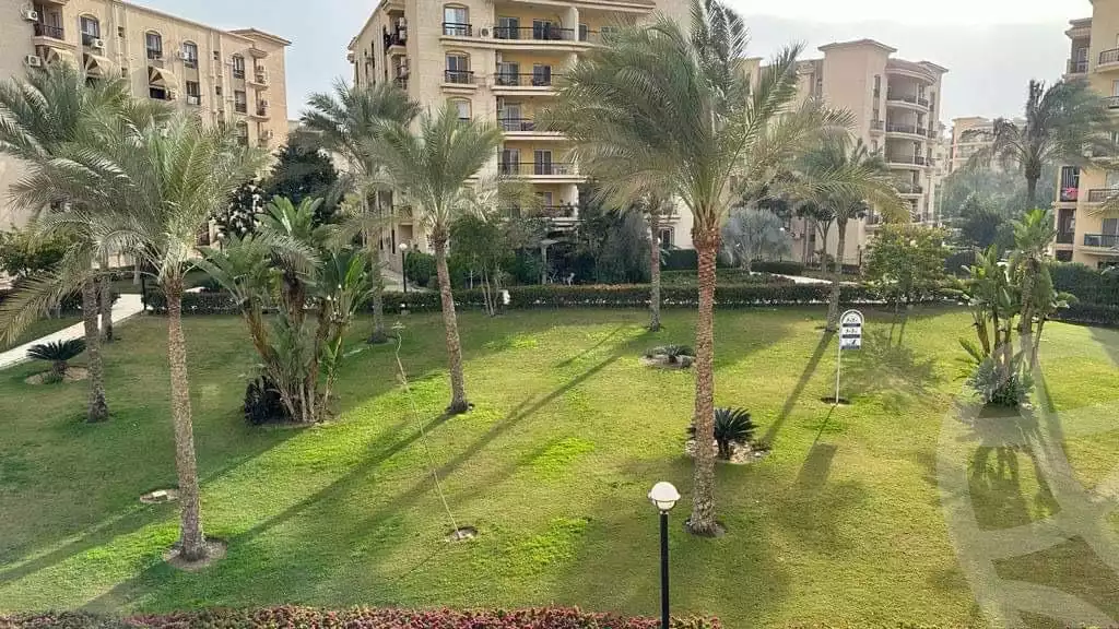 https://aqarmap.com.eg/ar/listing/3881404-for-sale-cairo-new-cairo-lrhb-city-phase-9