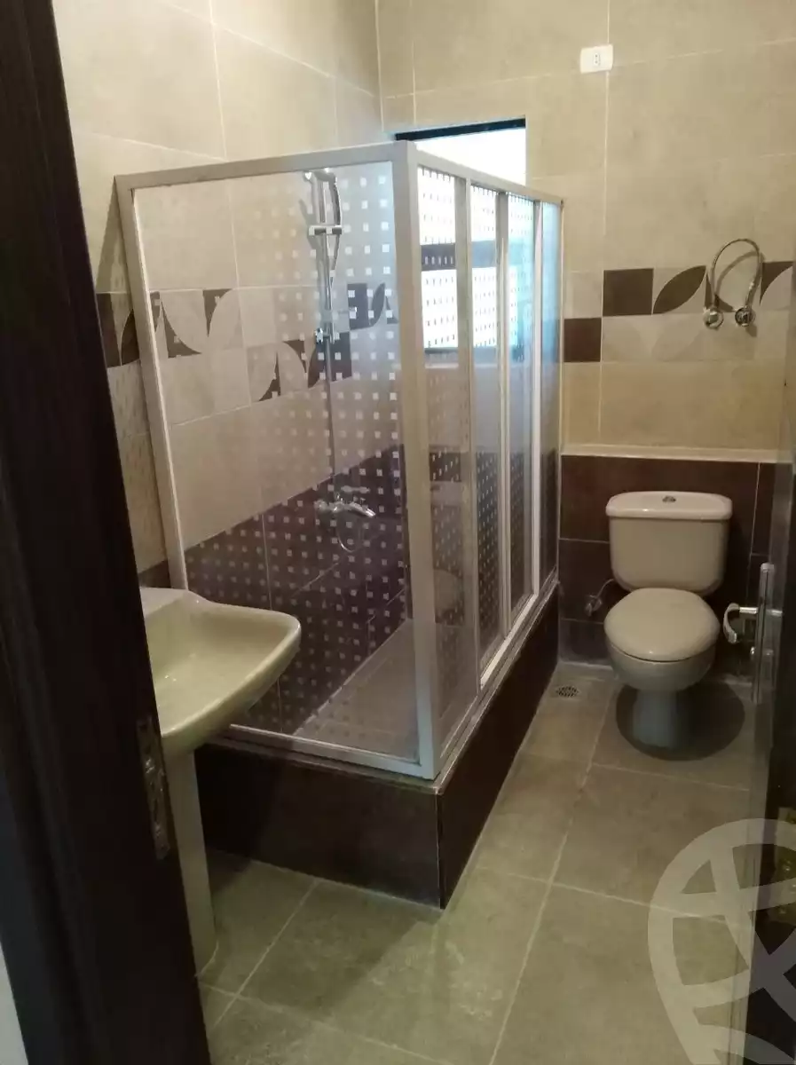 https://aqarmap.com.eg/ar/listing/3887743-for-rent-cairo-el-sheikh-zayed-city-compounds-kmbwnd-wyst-twn-swdyk
