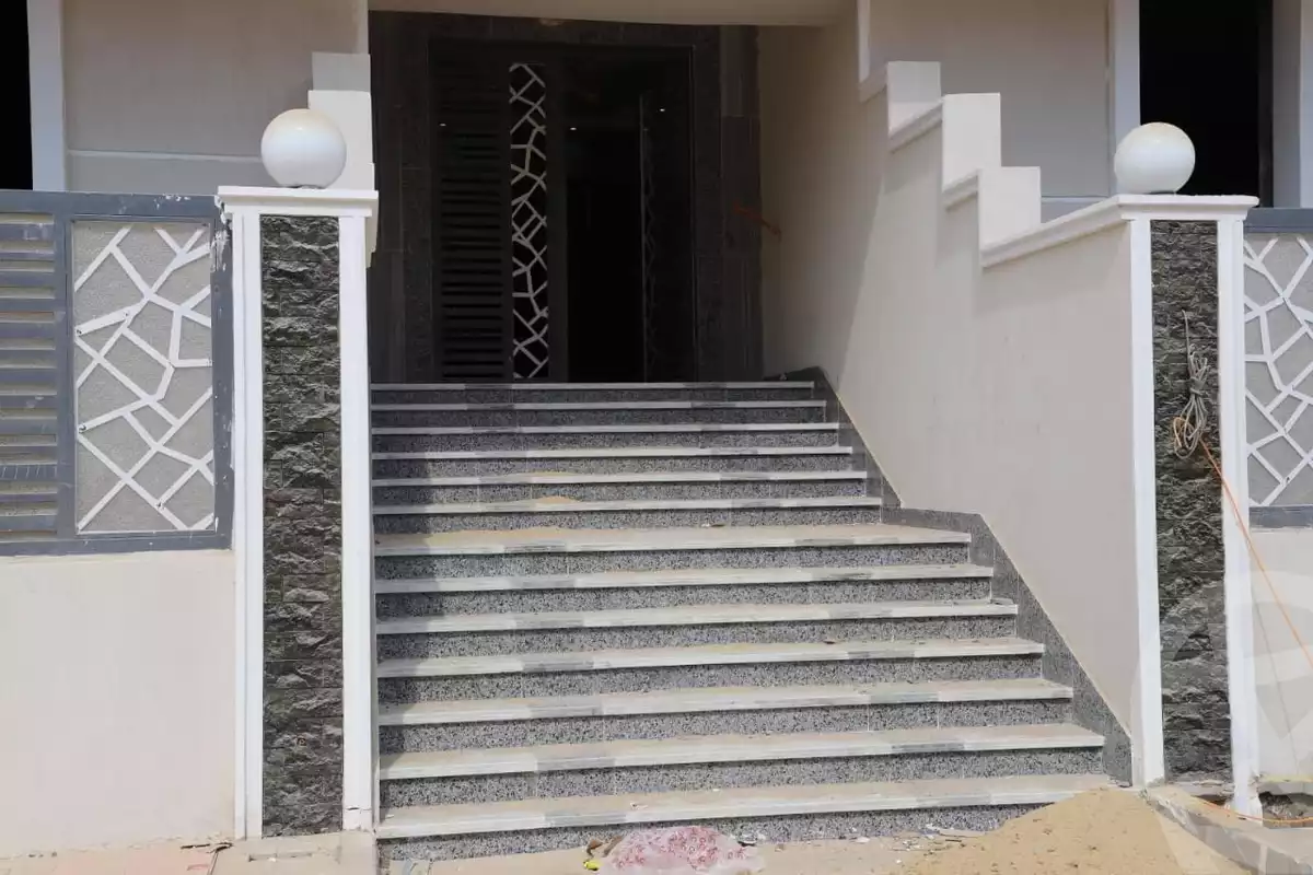 https://aqarmap.com.eg/ar/listing/3889714-for-sale-cairo-el-sheikh-zayed-city-bait-el-watan