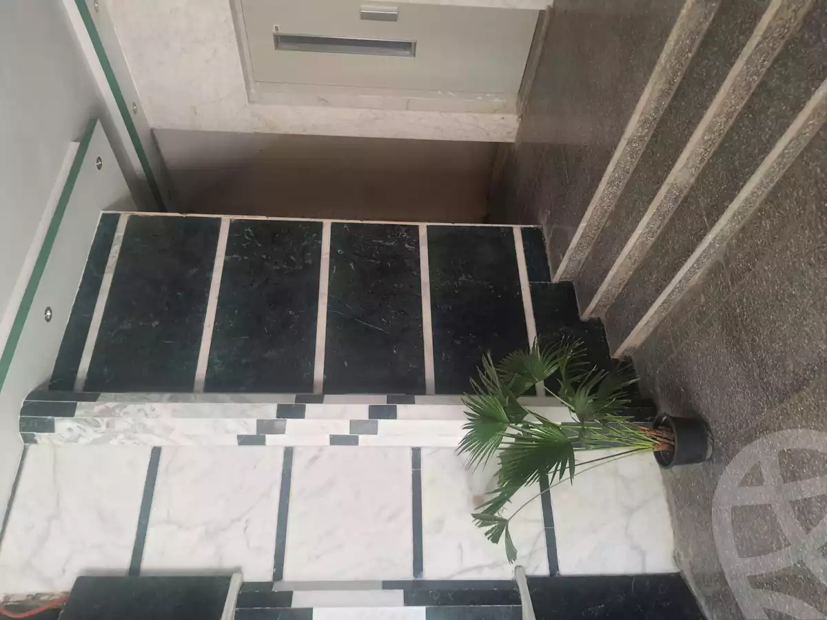 https://aqarmap.com.eg/ar/listing/3893078-for-sale-cairo-ismailia-desert-road-hadayek-el-ferdous