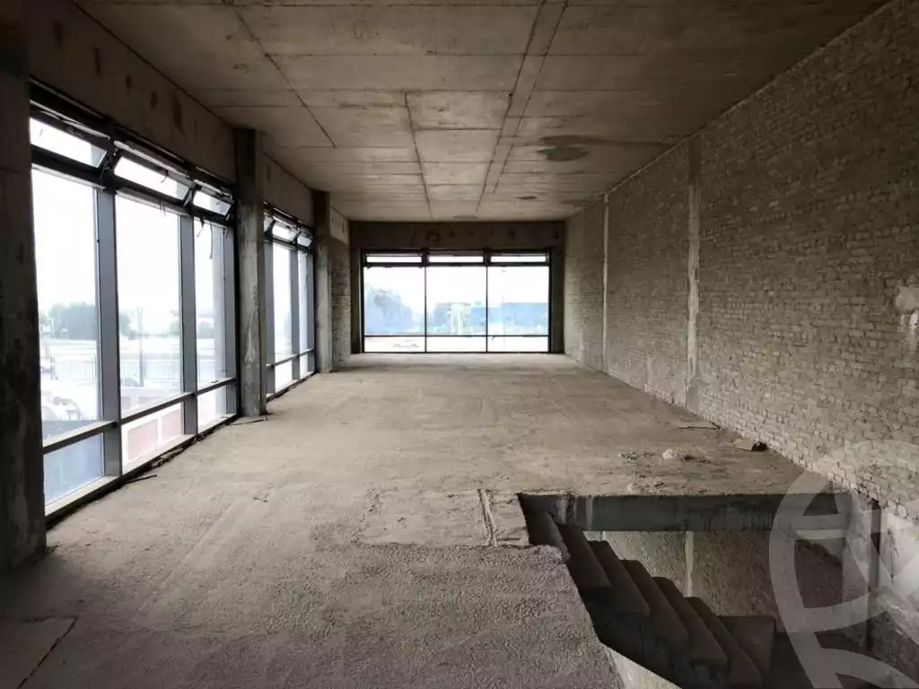 https://aqarmap.com.eg/ar/listing/3899529-for-rent-cairo-el-sheikh-zayed-city-compounds-in-sheikh-zayed-beverly-hills